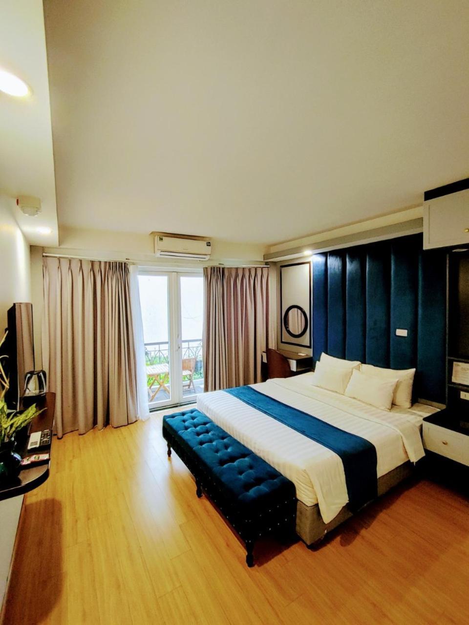 Hanoi Capital Premium Hotel Hanói Exterior foto